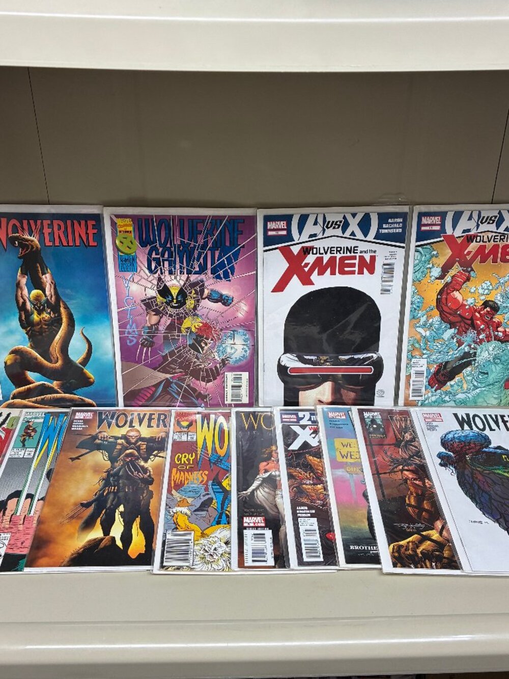Wolverine X-Men Comic Book Lot Red Hulk vs Iceman AvX Gambit Victims Tim Sale